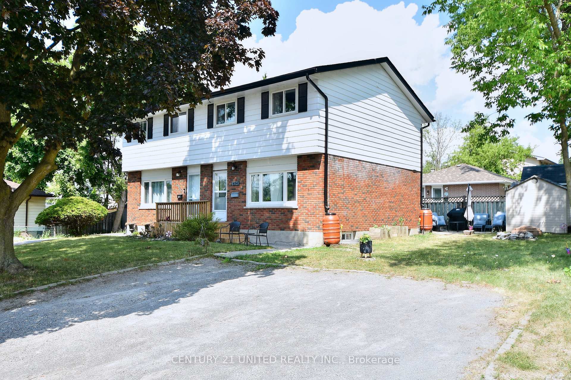 Photo de la propriété:  454 Southpark Drive  ON K9J 1C3 
