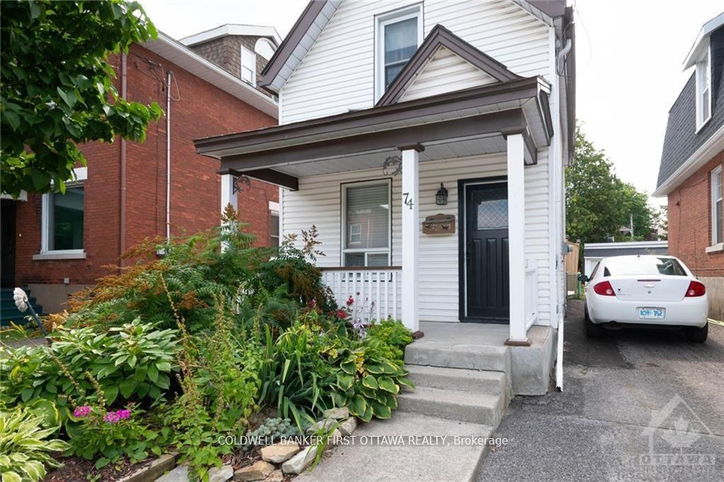Property Photo: 74 Hamilton Avenue N ON K1Y 1B9