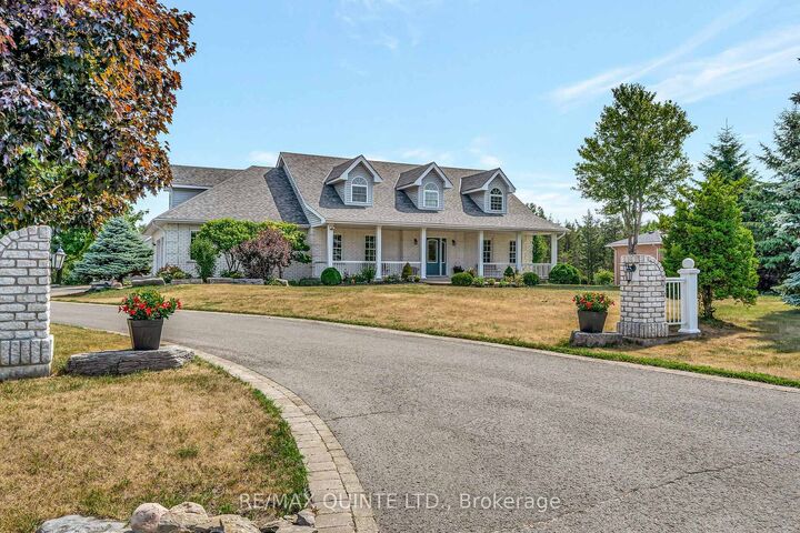 Property Photo: 31 Bay Breeze Street ON K8N 0L4