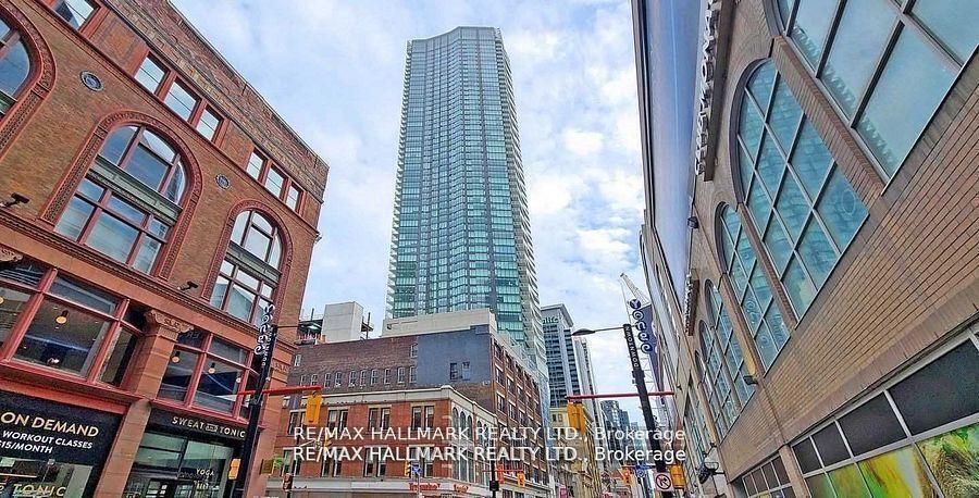 Property Photo: 197 Yonge Street 3114 ON M5B 1M4