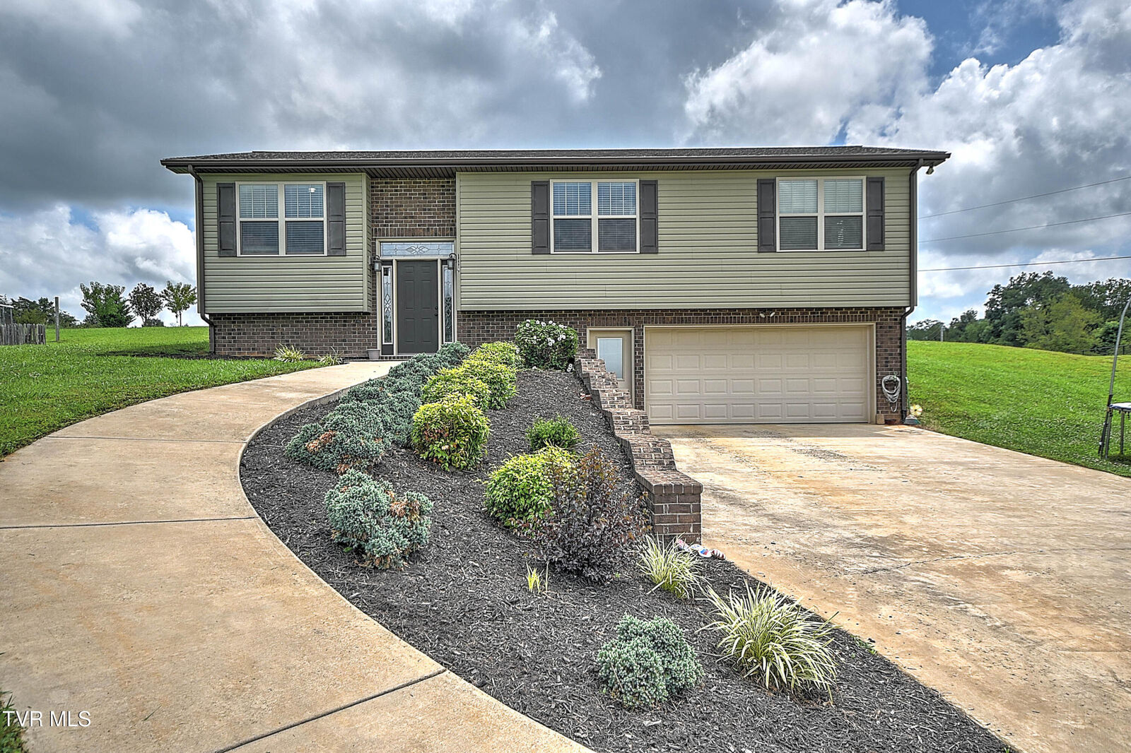 Property Photo:  114 Choctaw Drive  TN 37641 