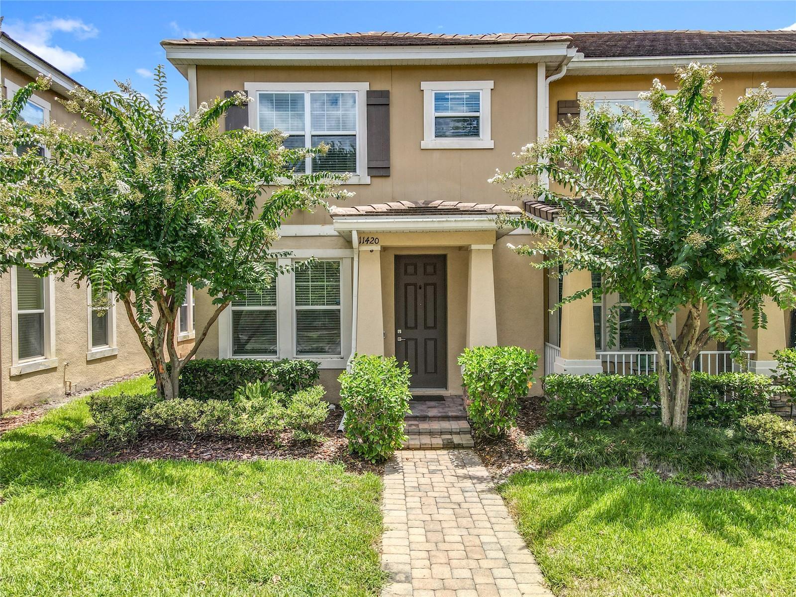 Property Photo: 11420 Center Lake Drive FL 34786