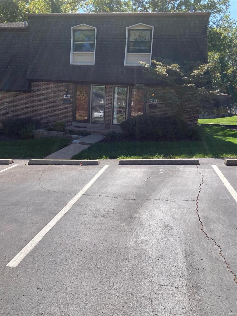 Property Photo:  251 Glandore Drive B  MO 63021 