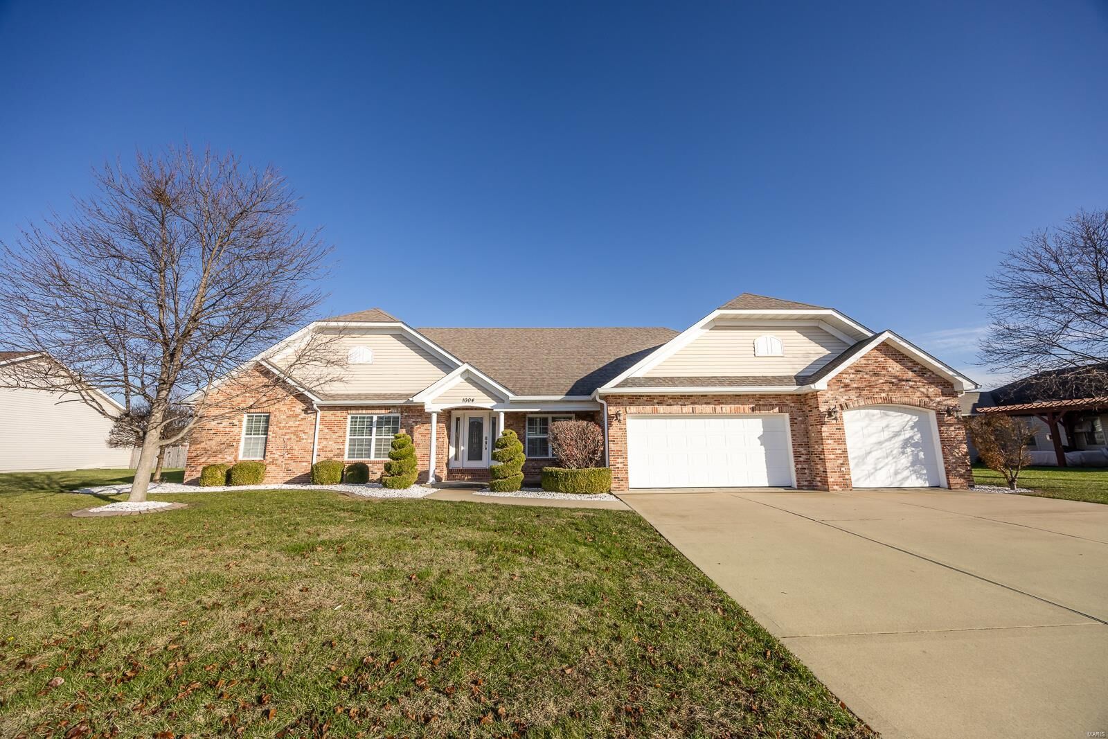 Property Photo: 1004 Remington Street IL 62258