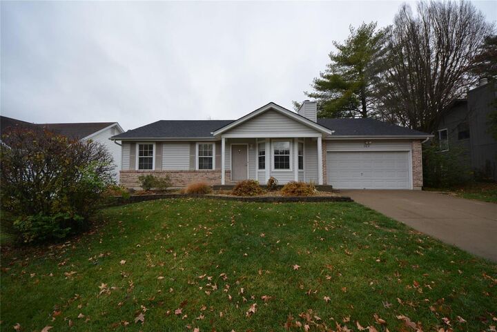 564 Oak Hill Drive  Lake St Louis MO 63367 photo
