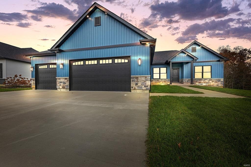 Property Photo:  224 Auburn Ridge Drive  MO 63379 