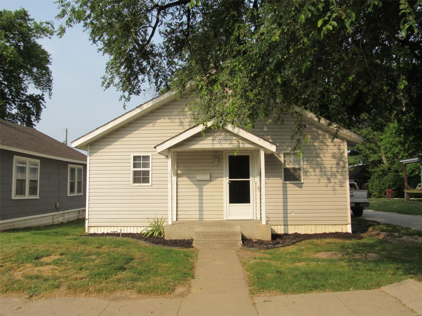 Property Photo: 402 N 3rd Street MO 63343