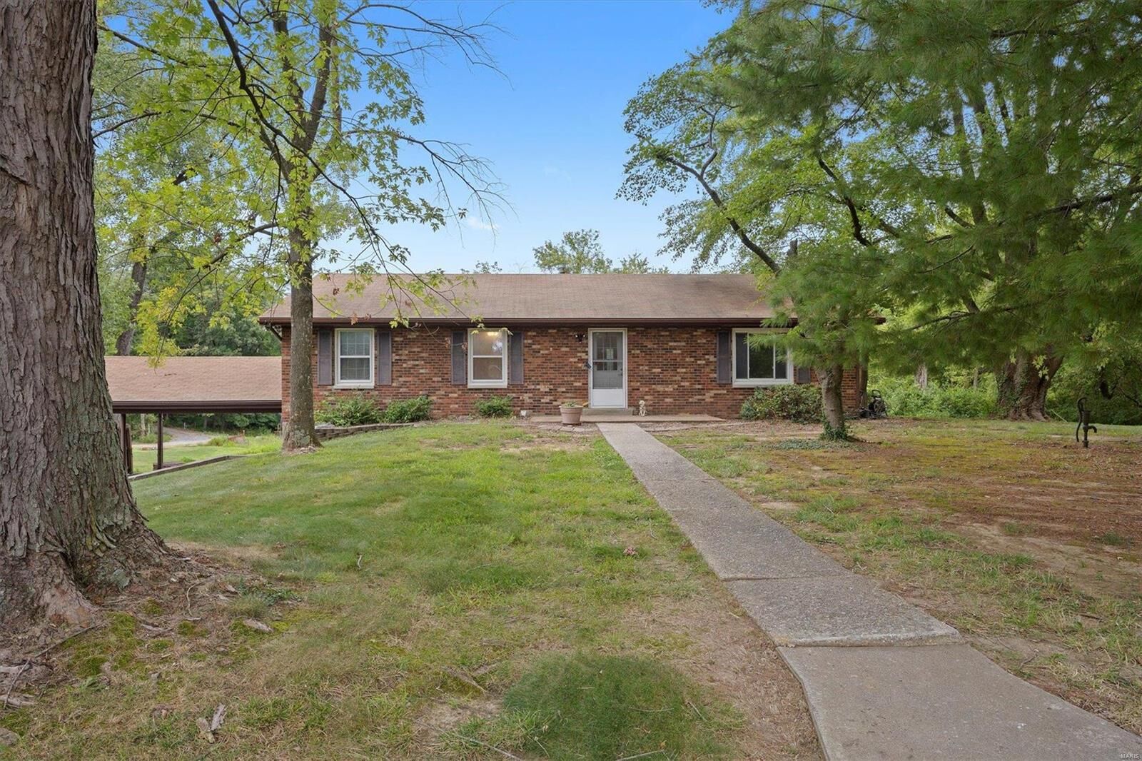 Property Photo: 6201 Town Hall Road IL 62223