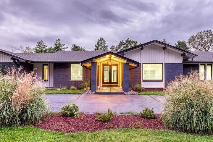 359 Pebble Acres Drive  St Louis MO 63141 photo