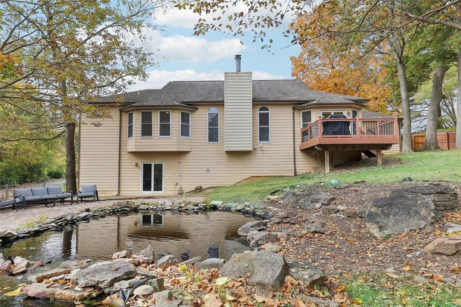 Property Photo: 2308 Monticello Place IL 62025