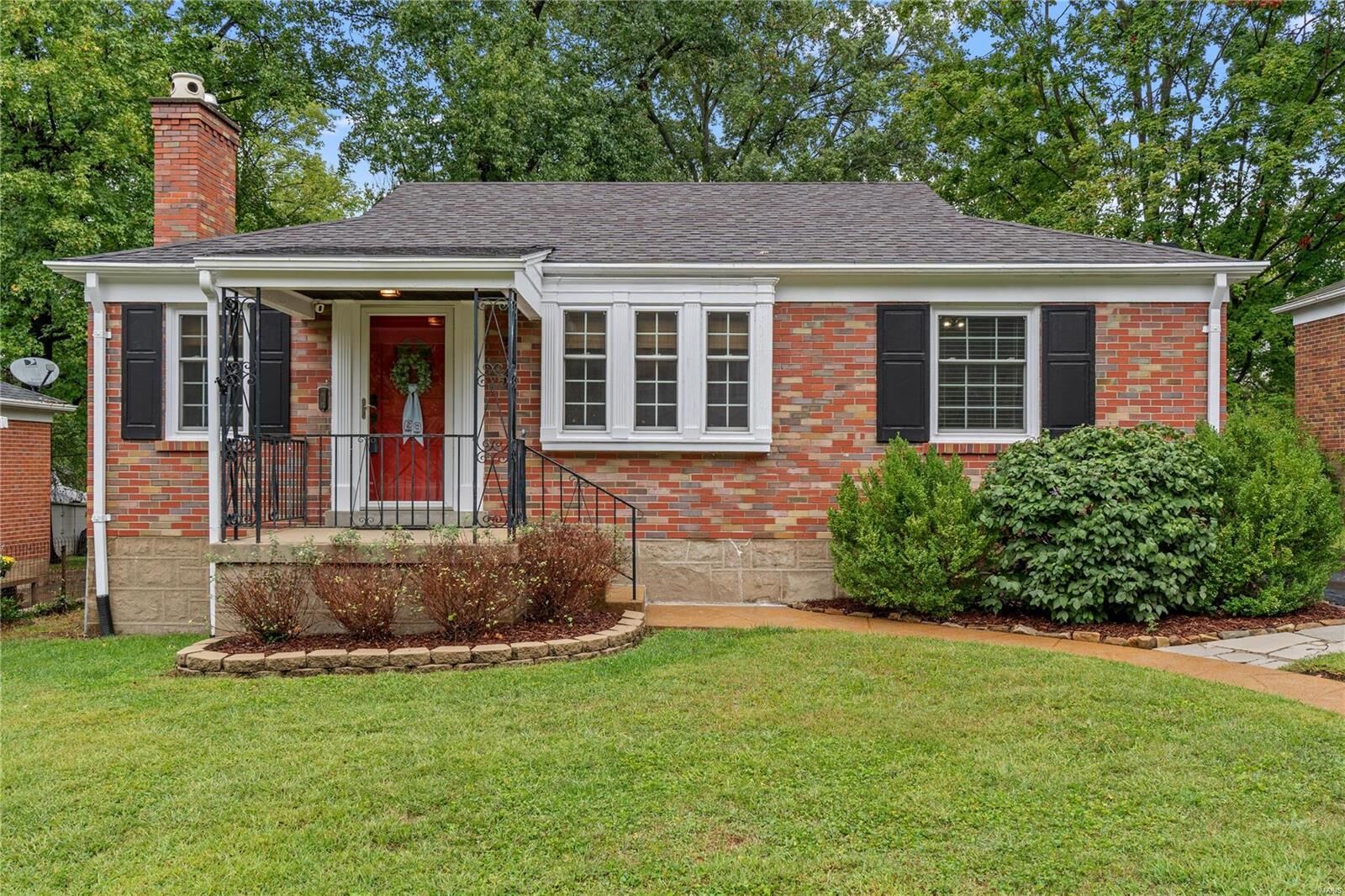 Property Photo: 1520 Blue Bell Lane MO 63119
