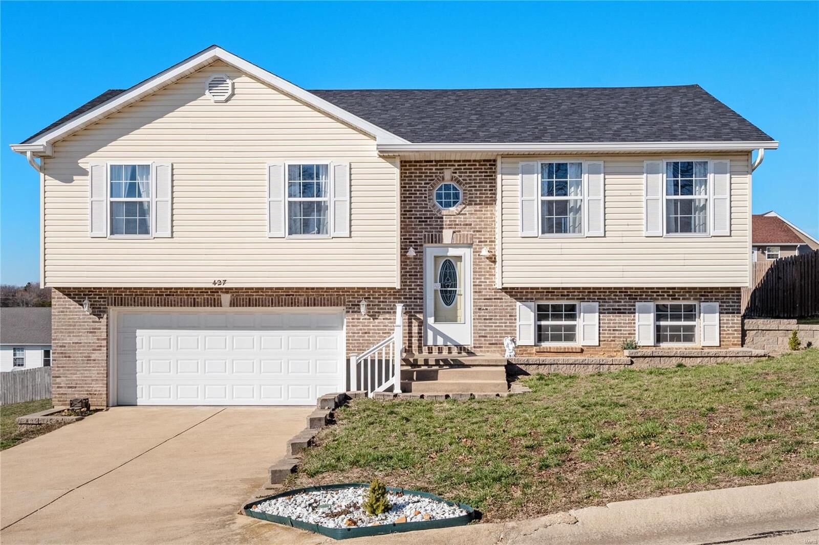 Property Photo:  427 Caddy Court  MO 63077 
