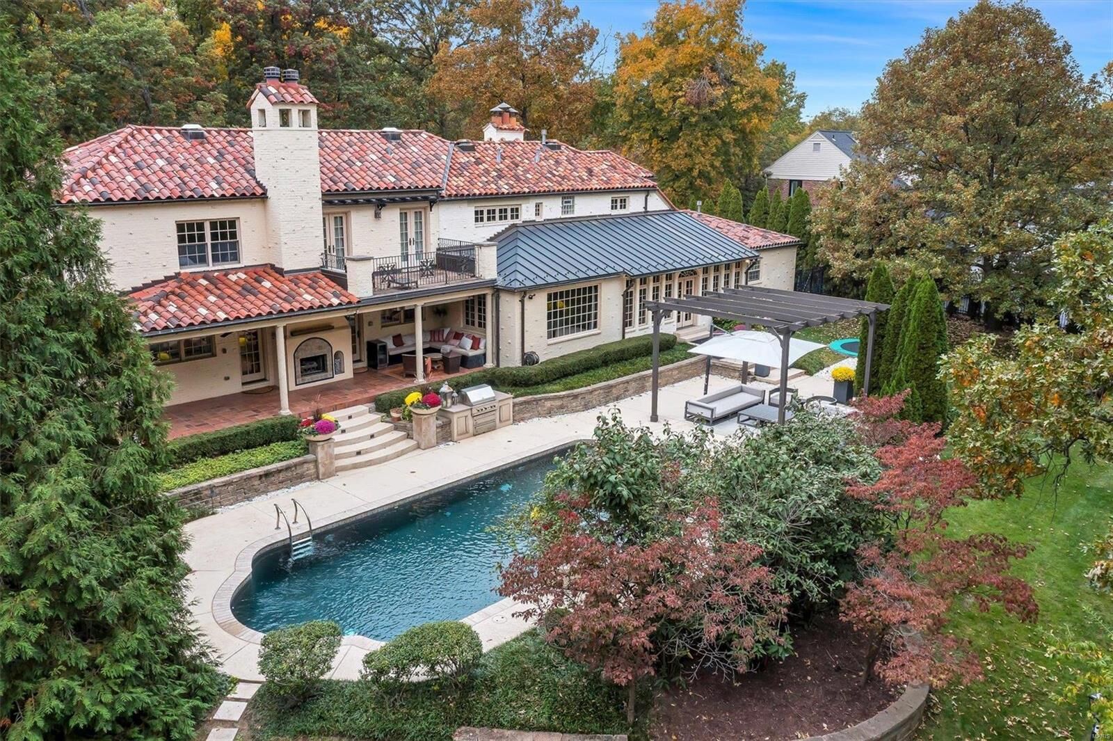 Property Photo:  150 S Price Road  MO 63124 