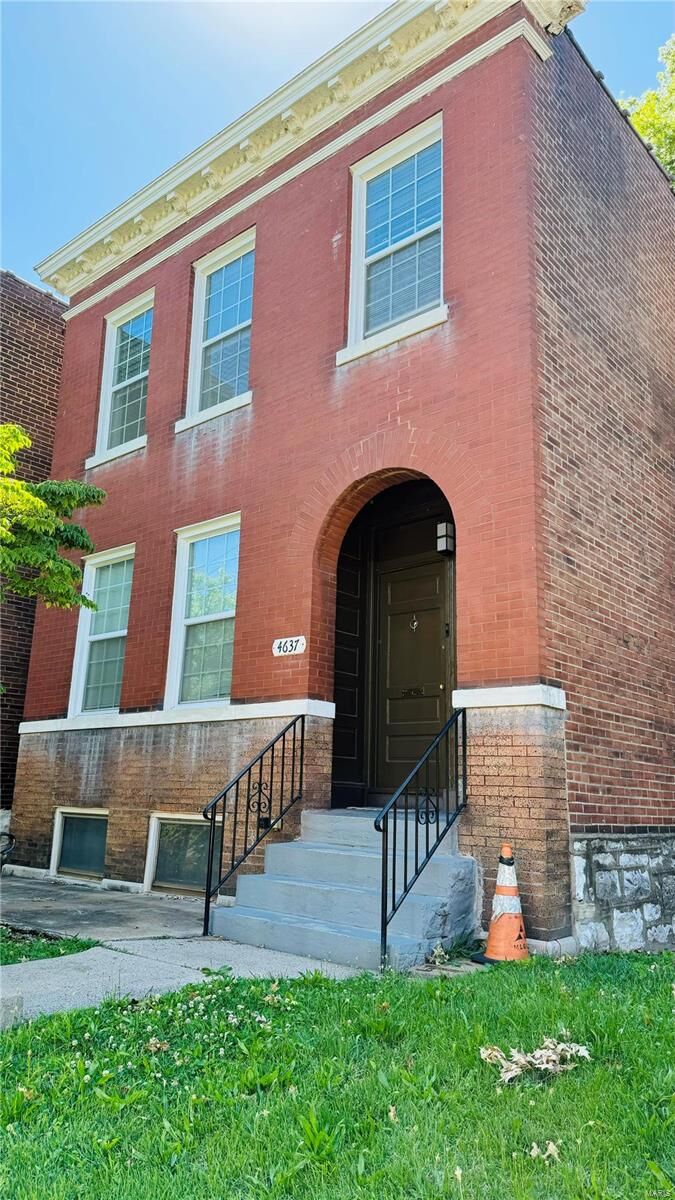 Property Photo:  4637 Virginia Avenue  MO 63111 