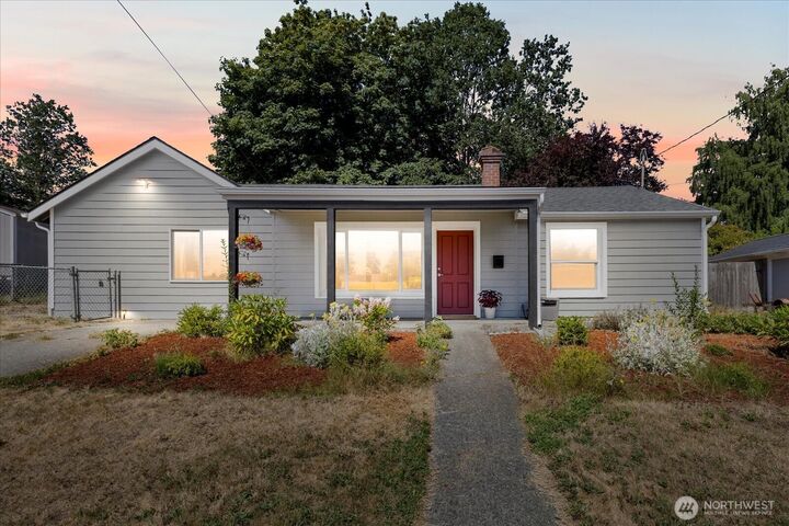 Property Photo:  3018 N Baltimore Street  WA 98407 