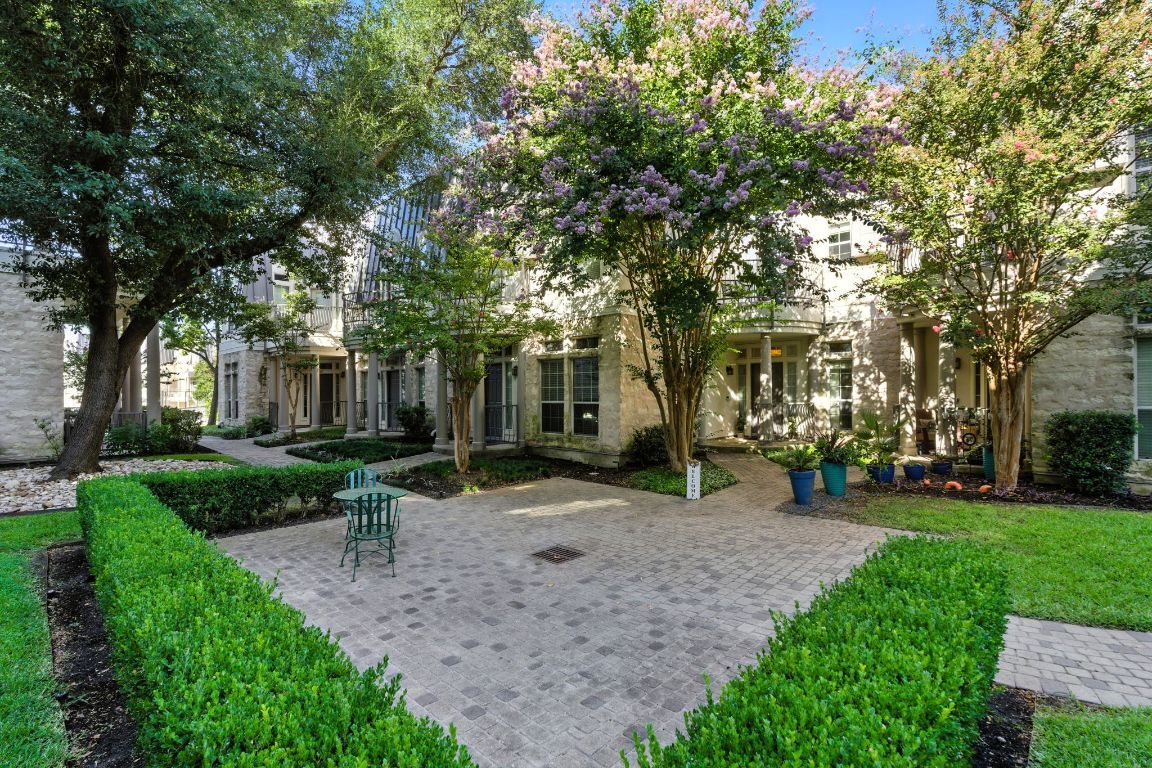 Property Photo: 2918 Ranch Road 620 P-290 TX 78734