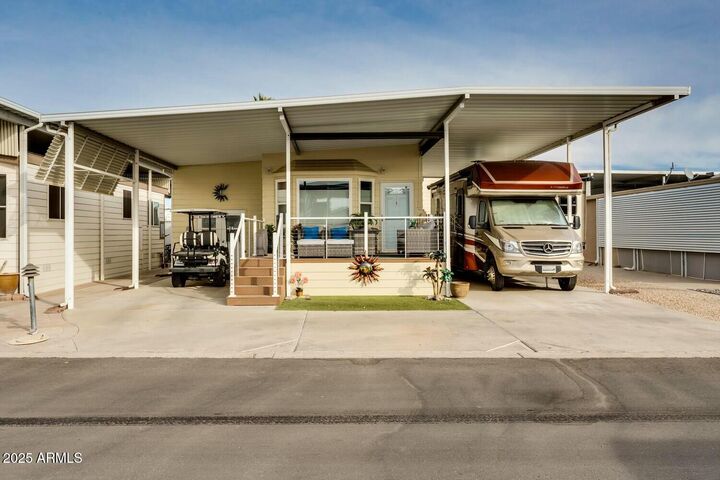 Property Photo:  17200 W Bell Road 903  AZ 85374 