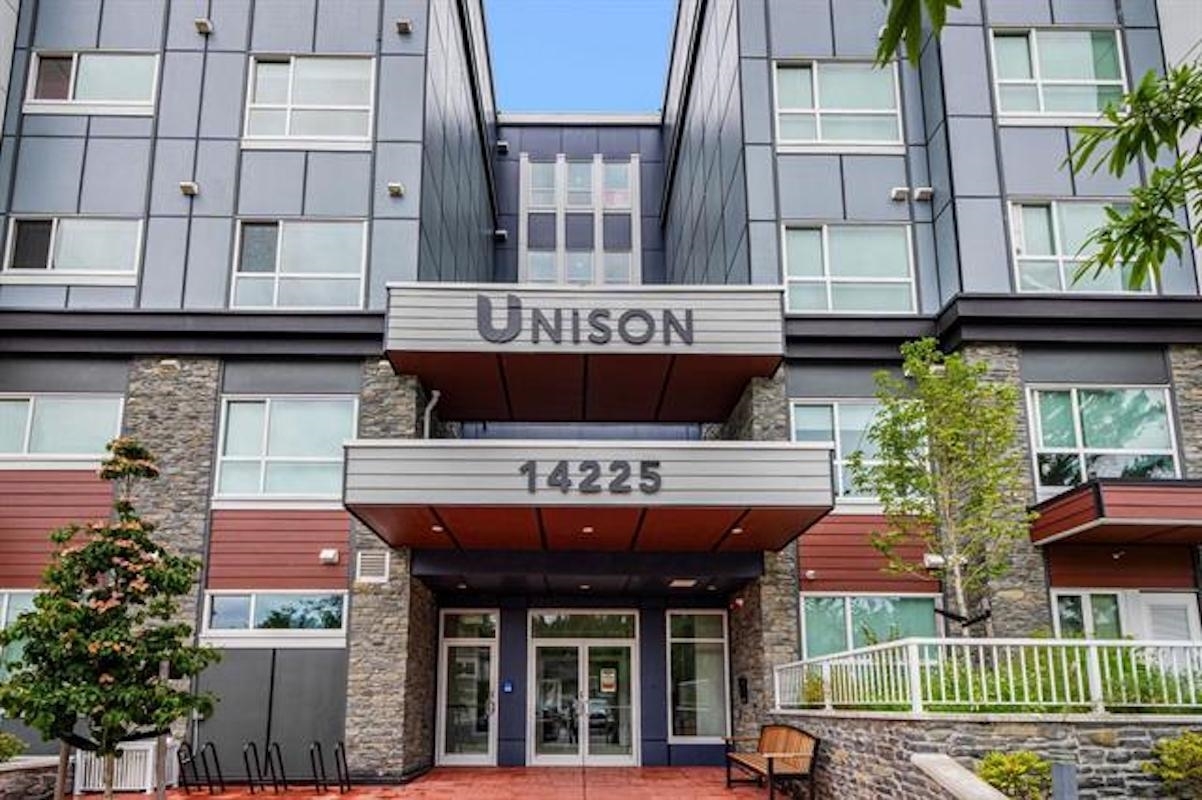 Photo de la propriété: 14225 103A Avenue 314 BC V3T 1T1