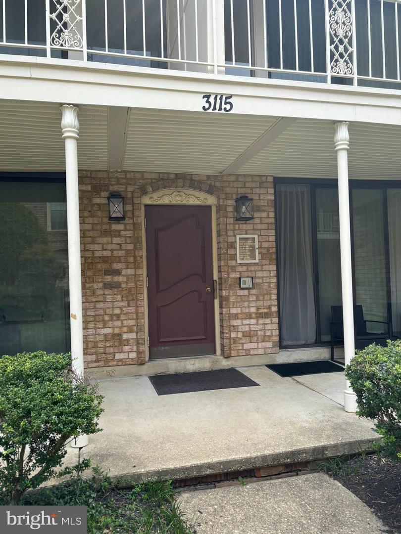 Property Photo: 3115 Patrick Henry Drive 531 VA 22044