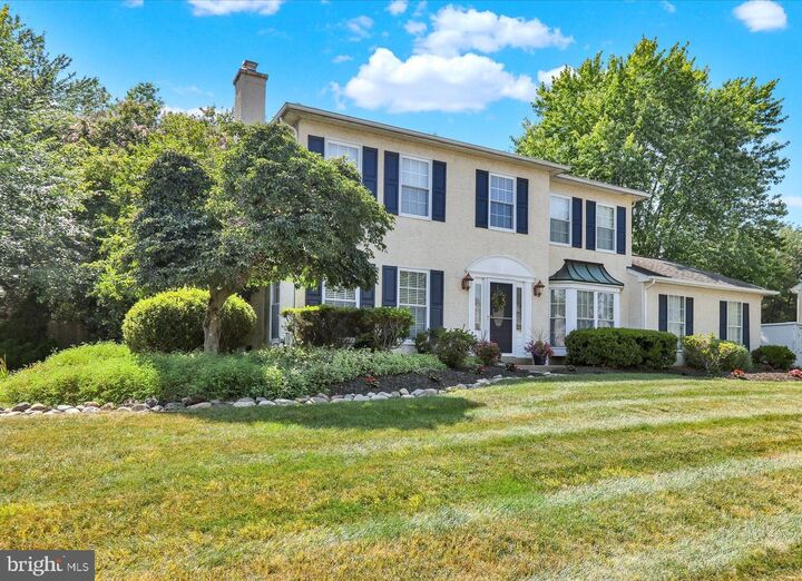 Property Photo:  500 Heritage Oak Drive  PA 19067 