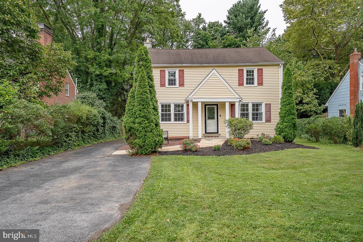 332 Old Lancaster Road  Devon PA 19333 photo