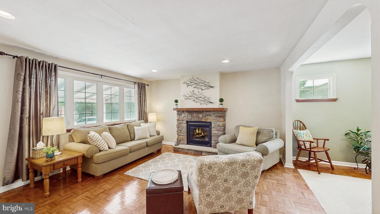 Property Photo: 115 Butt Lane PA 19014