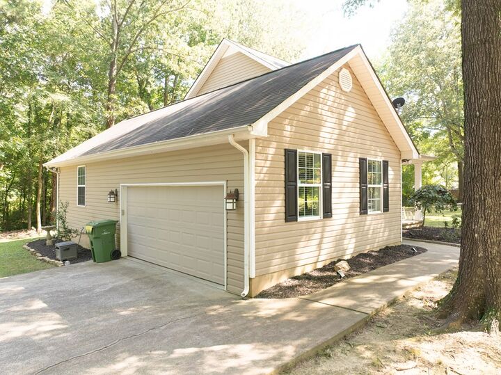 Property Photo:  738 Cohutta Street  GA 30705 