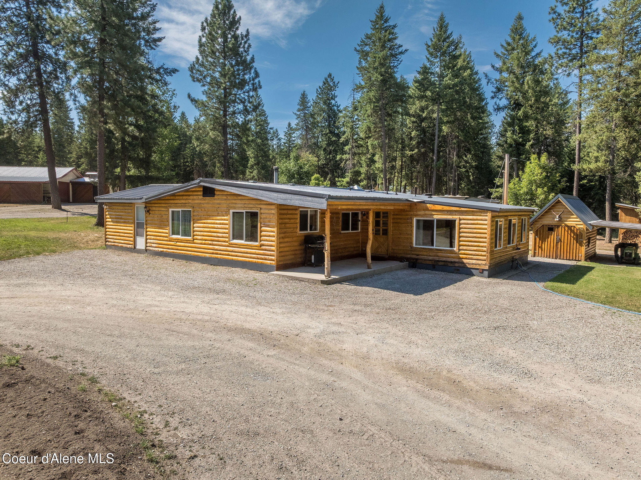 280 Al'S Welding Rd  Spirit Lake ID 83869 photo