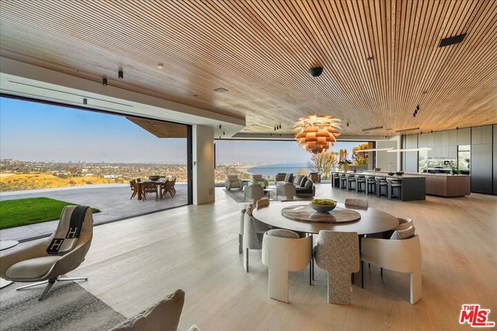 Property Photo:  766 Paseo Miramar  CA 90272 