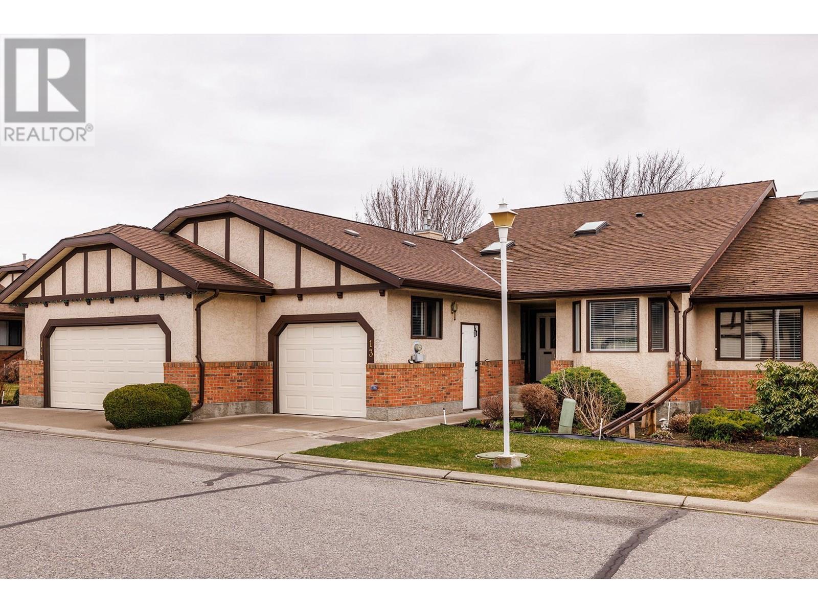 2200 Gordon Drive 13  Kelowna BC V1Y 8T7 photo