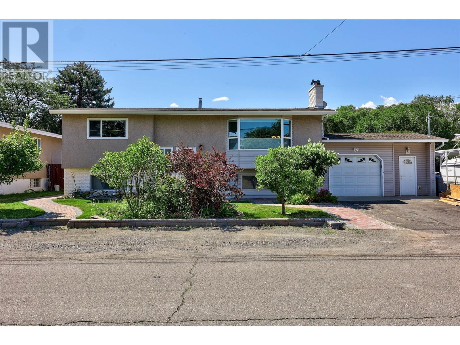 1265 Barrie Drive  Kamloops BC V2B 3Y3 photo