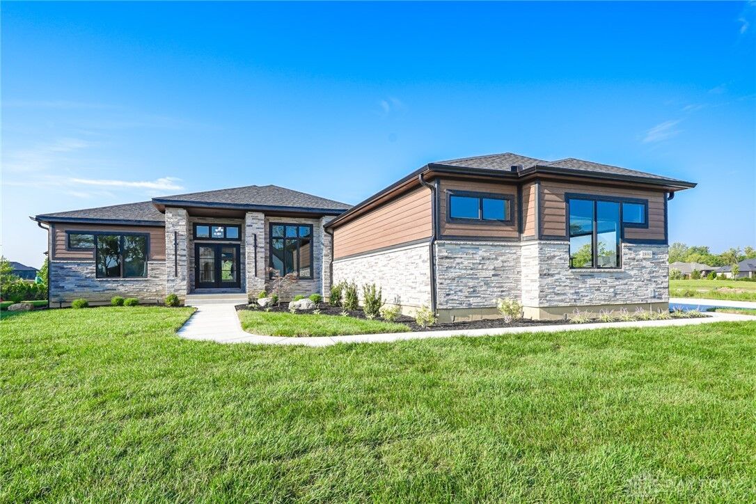 Property Photo:  1890 Horseshoe Bend  OH 45458 