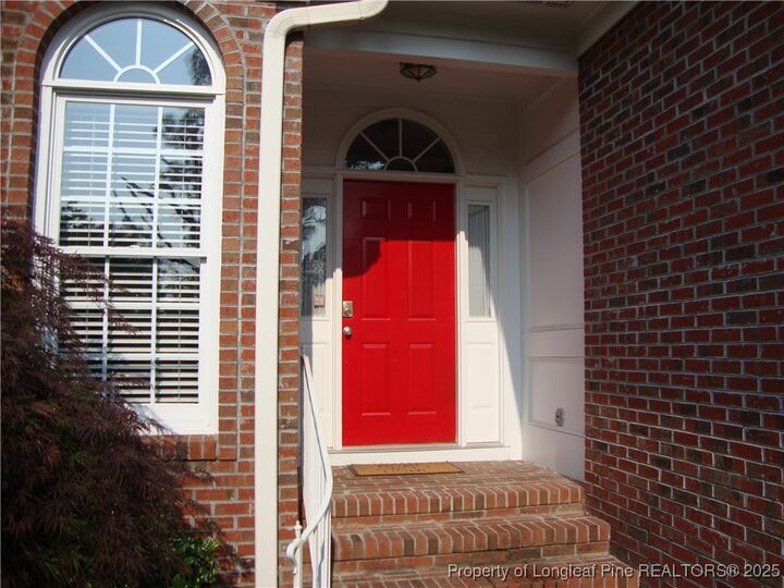 Property Photo:  2825 Briarcreek Place  NC 28304 