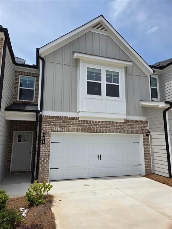 Property Photo:  308 Shine Drive  GA 30281 