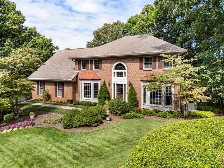 220 Penhurst Way  Roswell GA 30076 photo