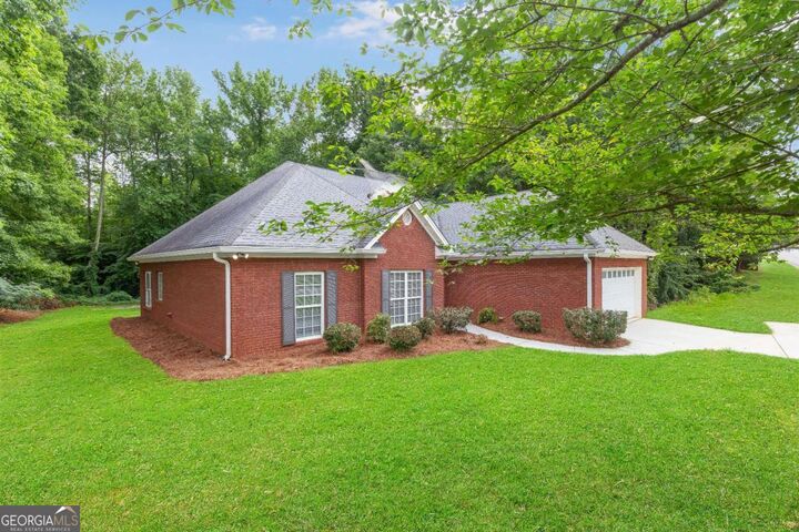 Property Photo:  205 Charleston Avenue  GA 30110 