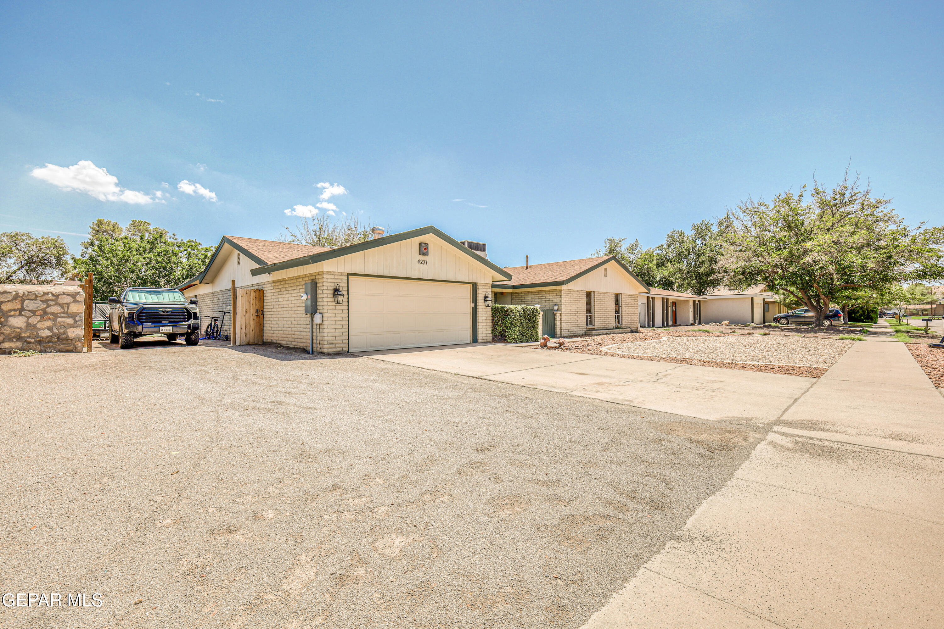 Property Photo: 4271 La Adelita Drive TX 79922