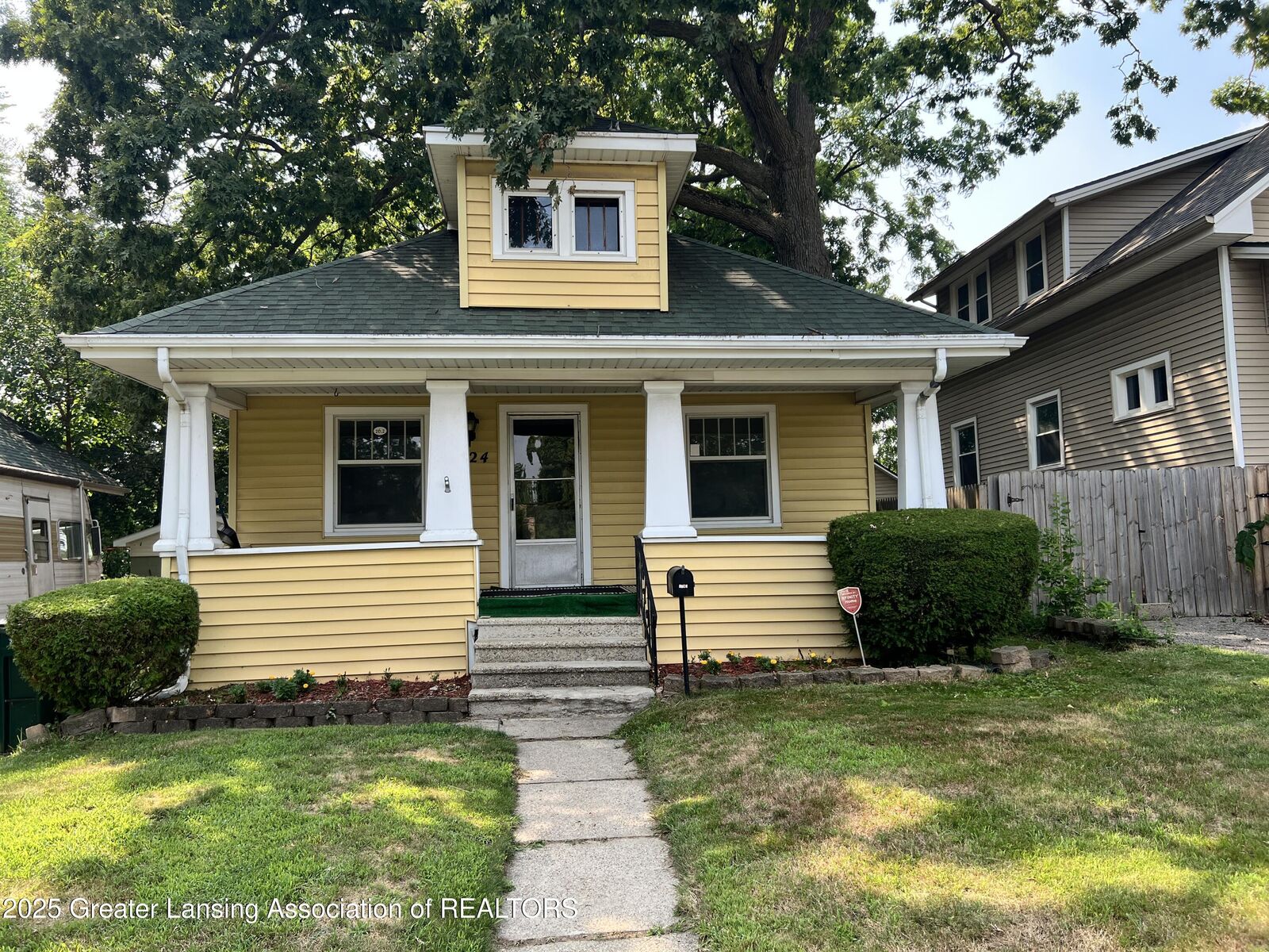 Property Photo: 1024 Parker Street MI 48912