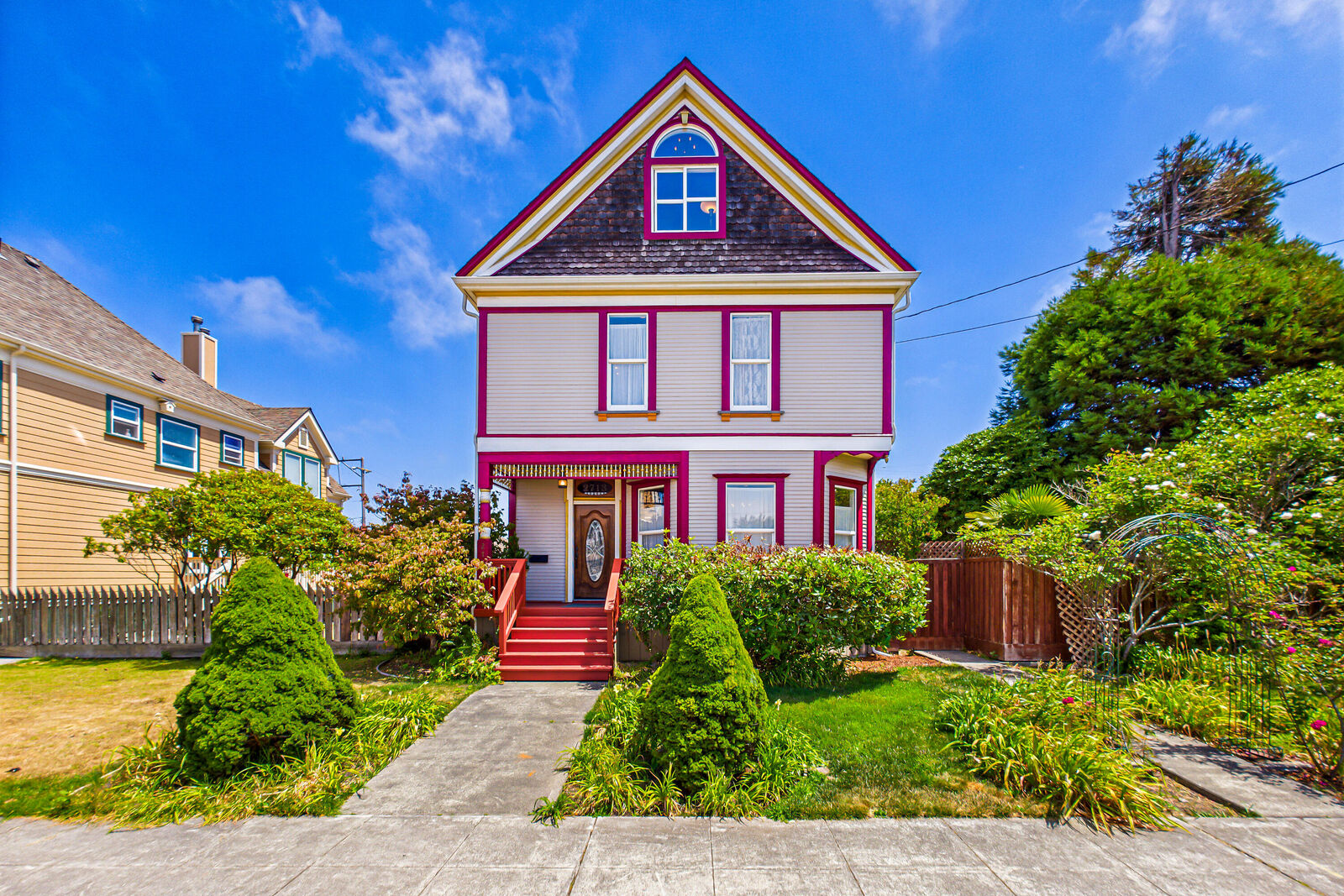 Property Photo:  2713 A Street  CA 95501 