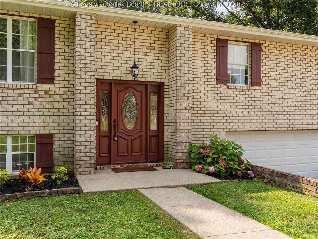 Property Photo:  304 Meadow Lane  WV 25541 