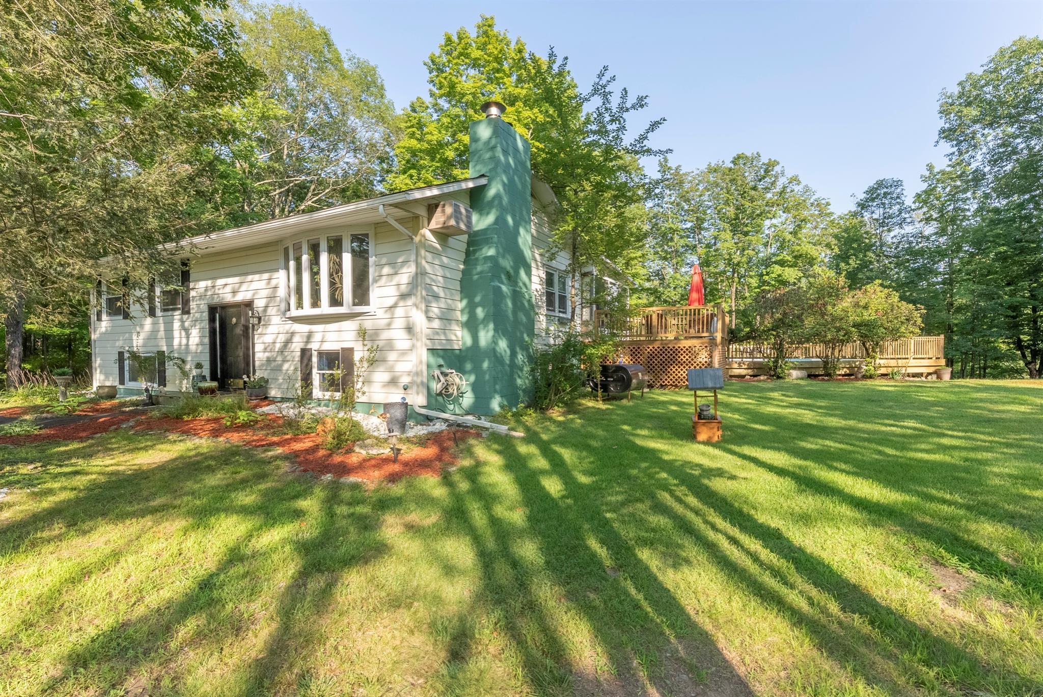 Property Photo:  12 Arnold Drive  NY 12498 