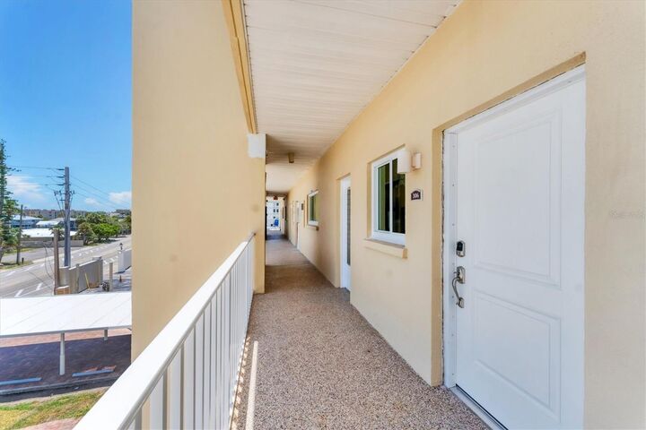 Property Photo:  1200 Tarpon Center Drive 306  FL 34285 