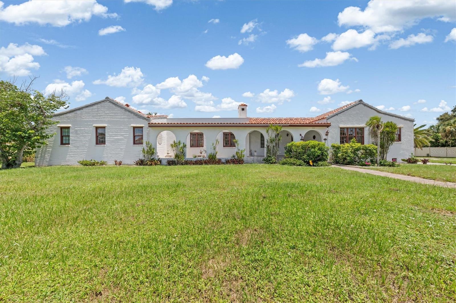 Property Photo: 333 Sorrento Street FL 34285