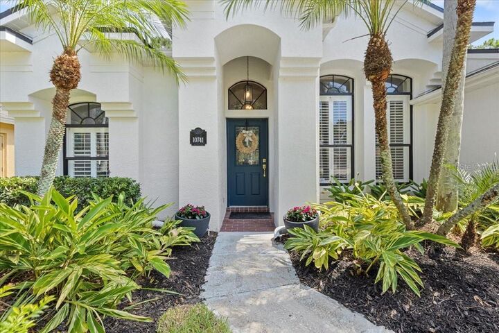 Property Photo: 10741 Ayrshire Drive FL 33626