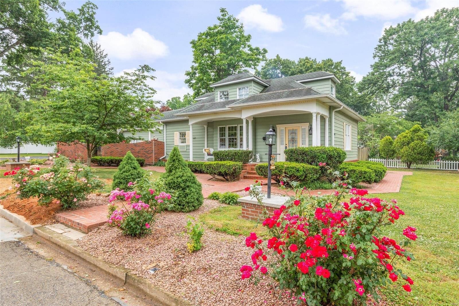 Property Photo: 702 Dewey Avenue MO 63640