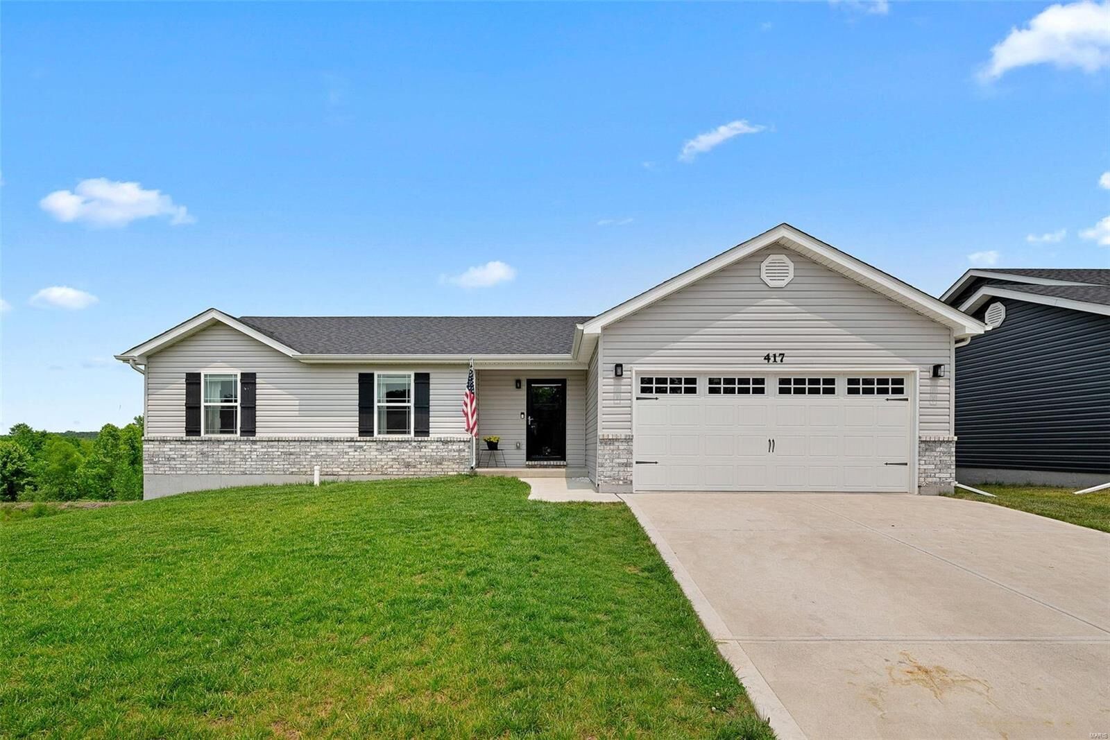 Property Photo: 417 Triathlon Dr MO 63348