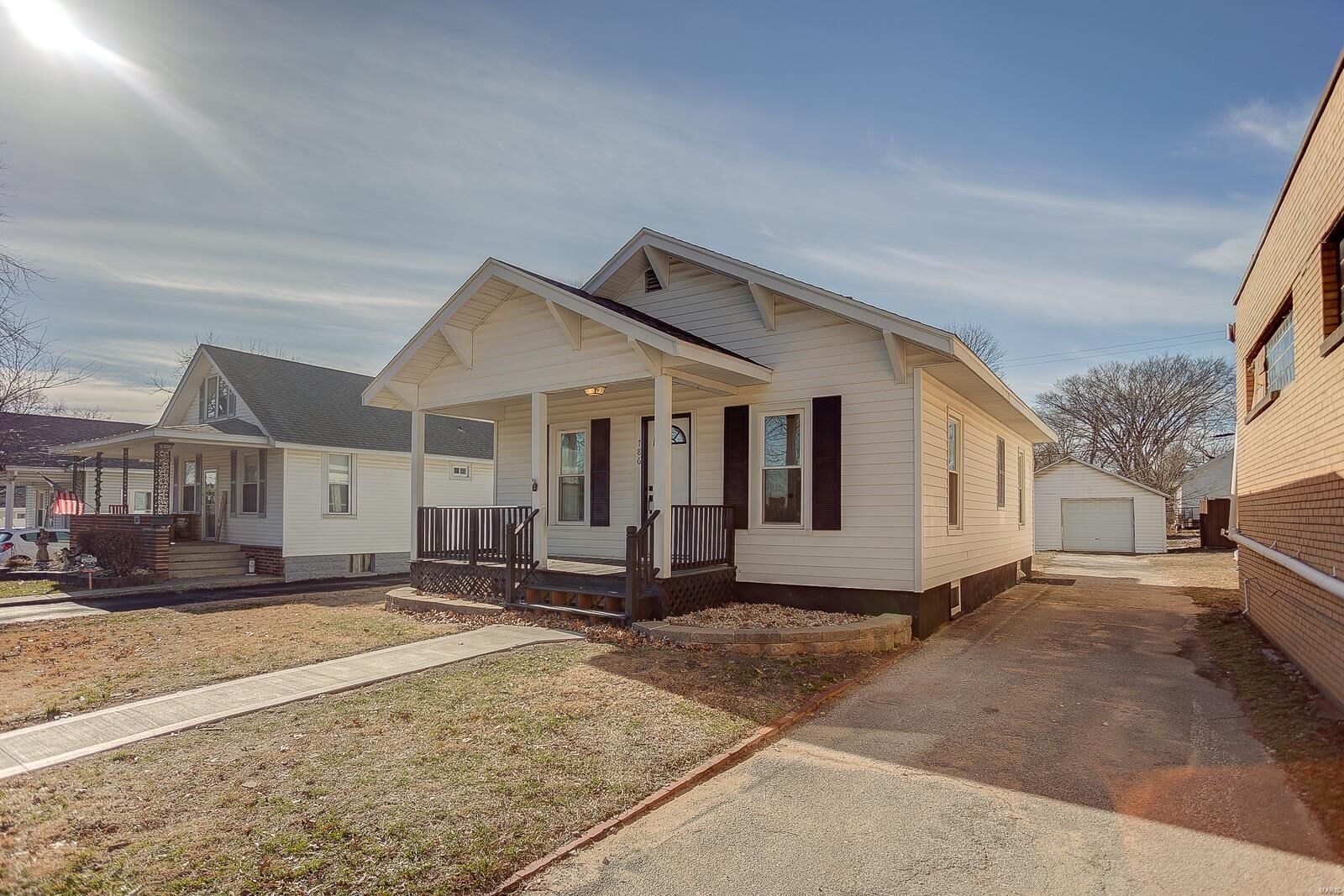 Property Photo: 786 Condit Street IL 62095