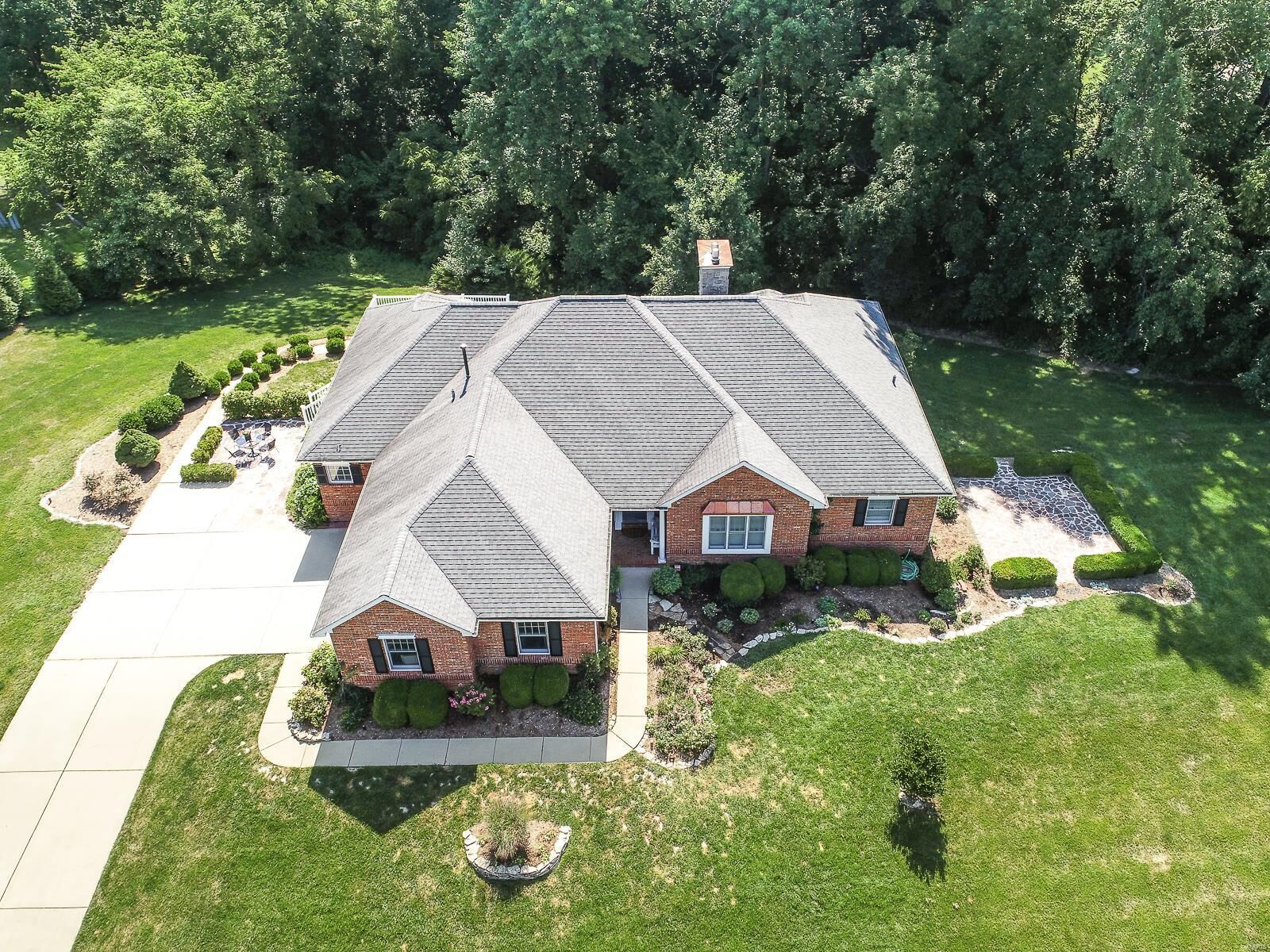 Property Photo:  1214 Rutherford  IL 62269 