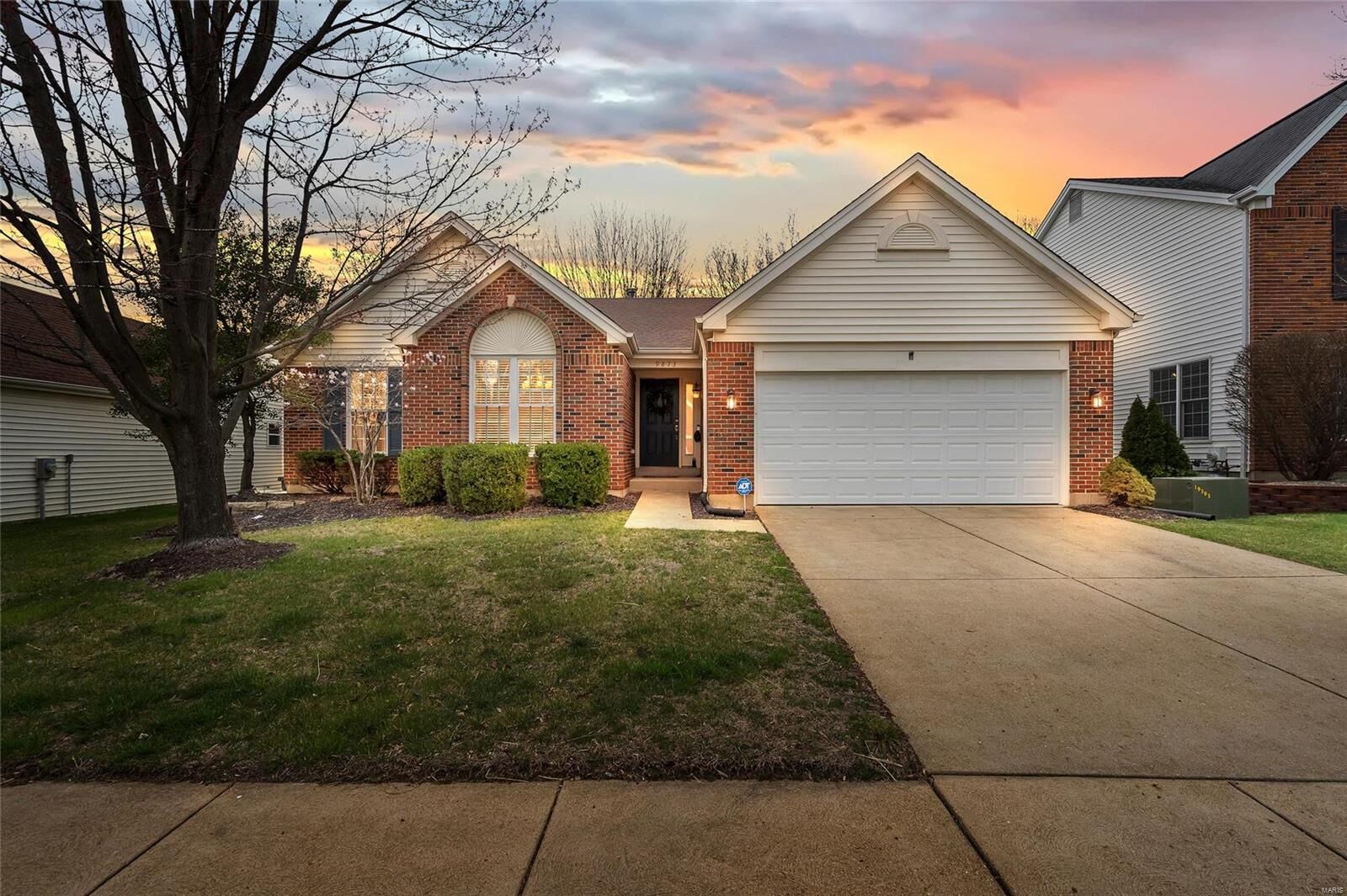 Property Photo: 9873 Grantview Forest Drive MO 63123