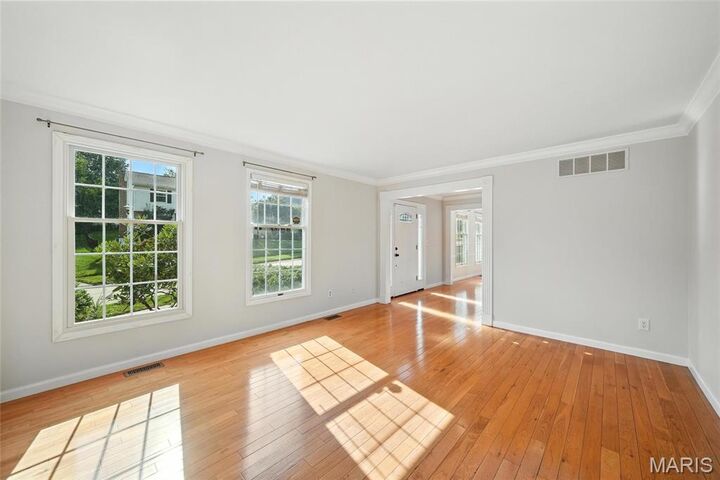 Property Photo:  1812 Summer Lake Drive  MO 63017 